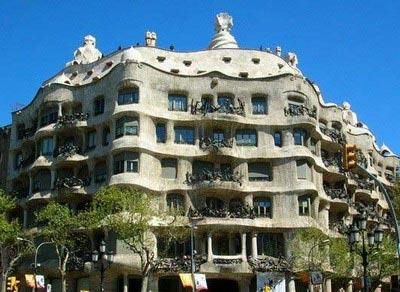 背上行囊，讓心去旅行：全球最吸引人的20個(gè)旅游目的地